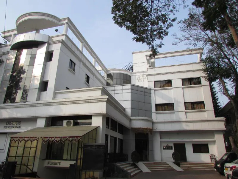 Grape City Hotel